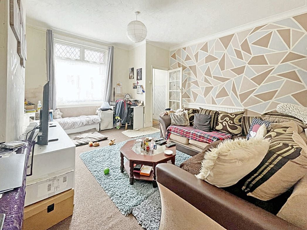 Property image 3 of 13