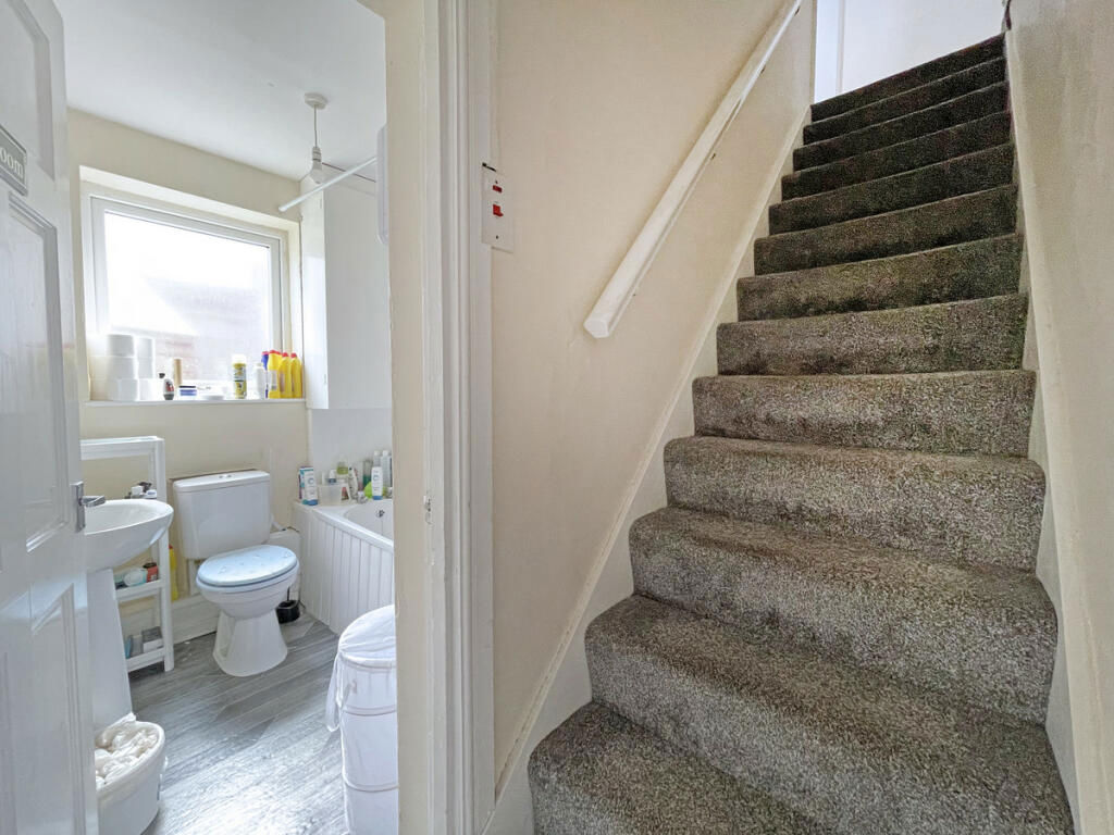 Property image 6 of 13