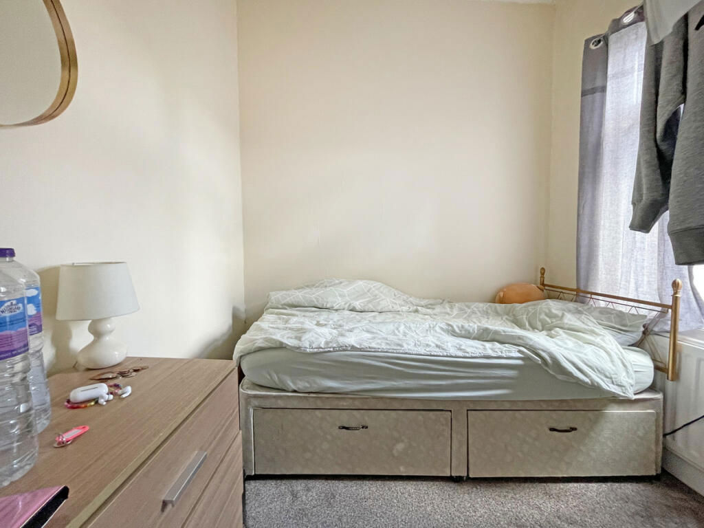 Property image 11 of 13