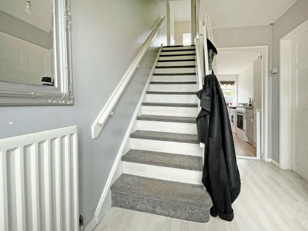 Property image 5 of 18