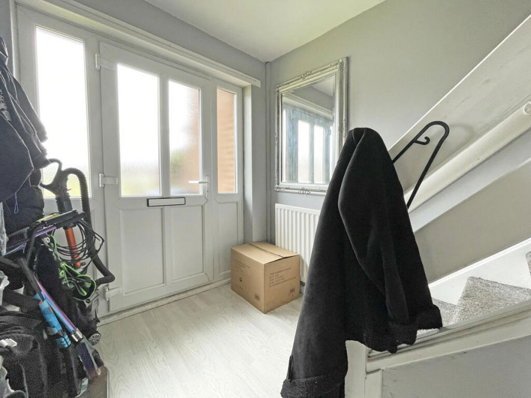 Property image 6 of 18