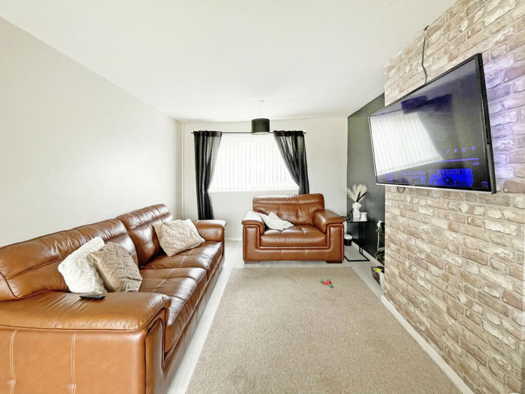 Property image 2 of 18