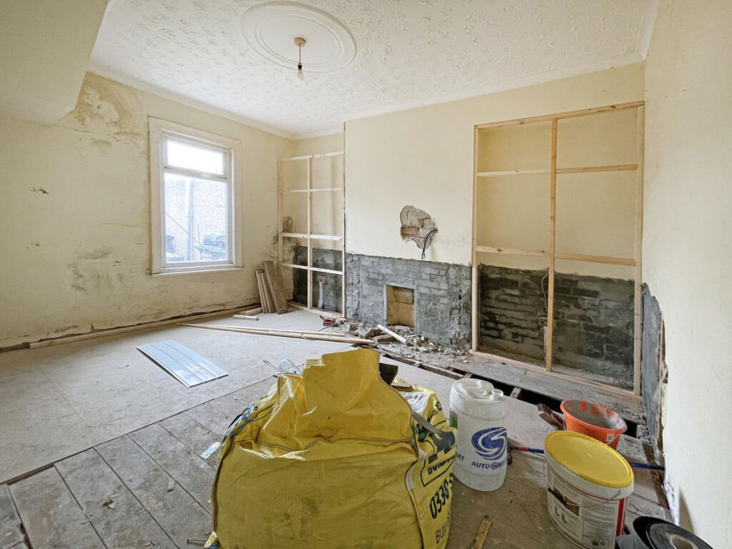 Property image 4 of 19