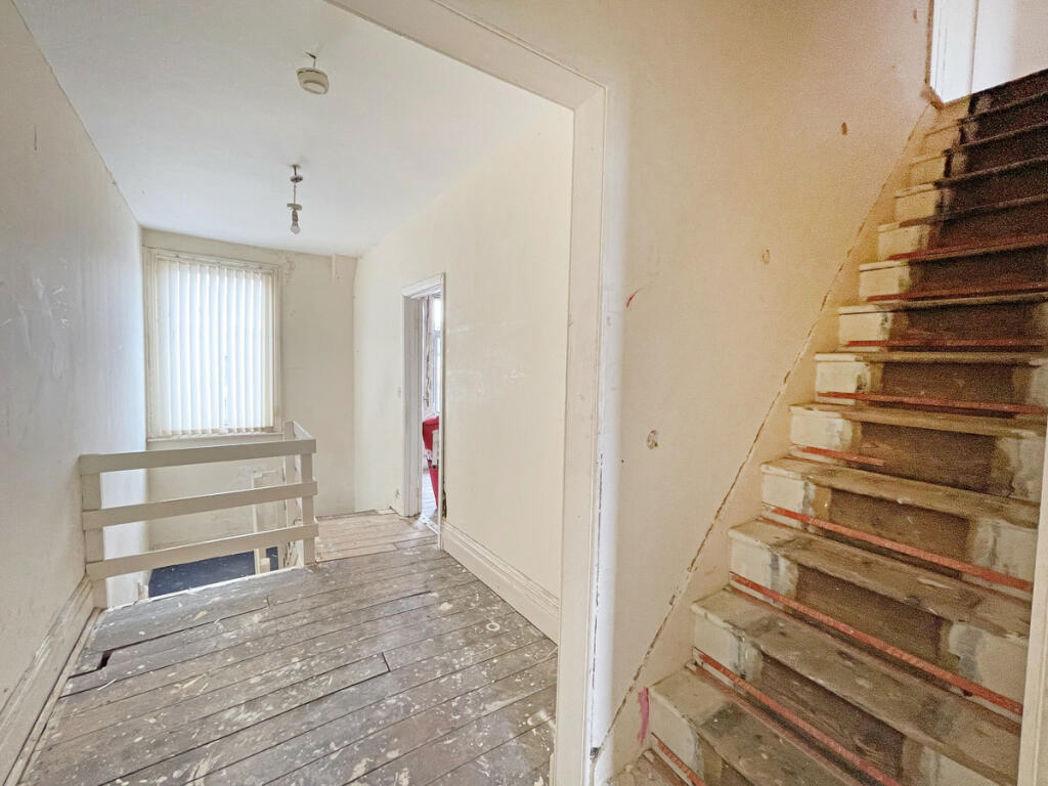 Property image 16 of 19