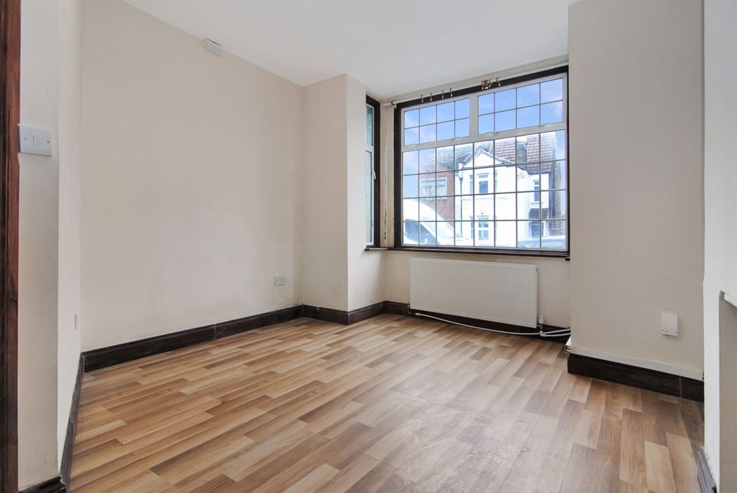 Property image 2 of 7