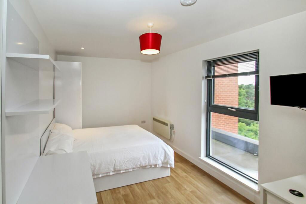 Property image 2 of 10