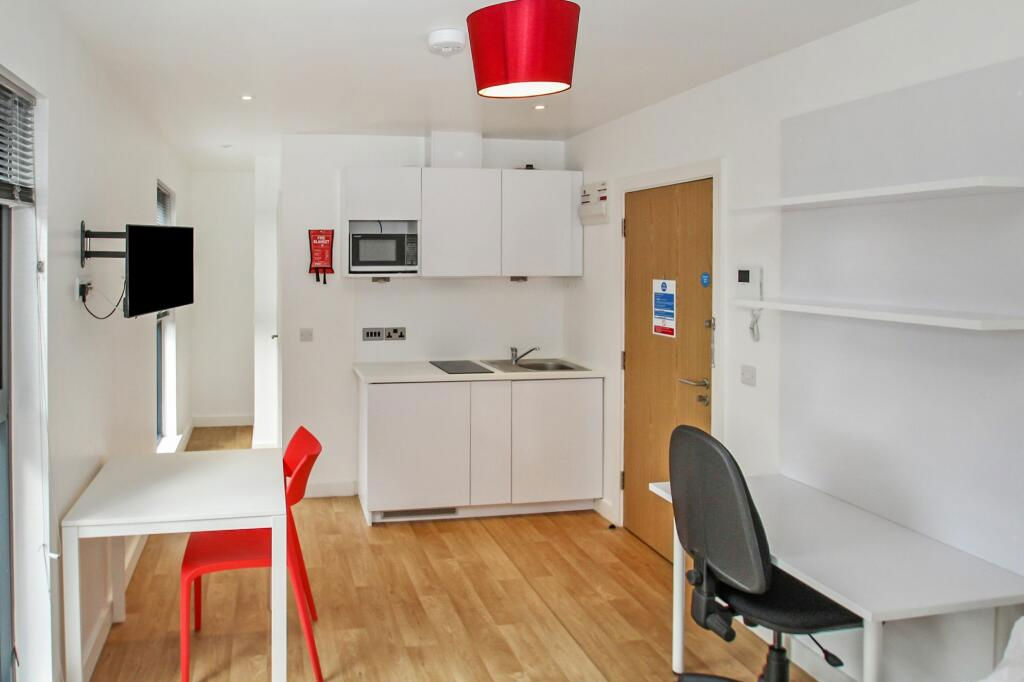 Property image 3 of 10
