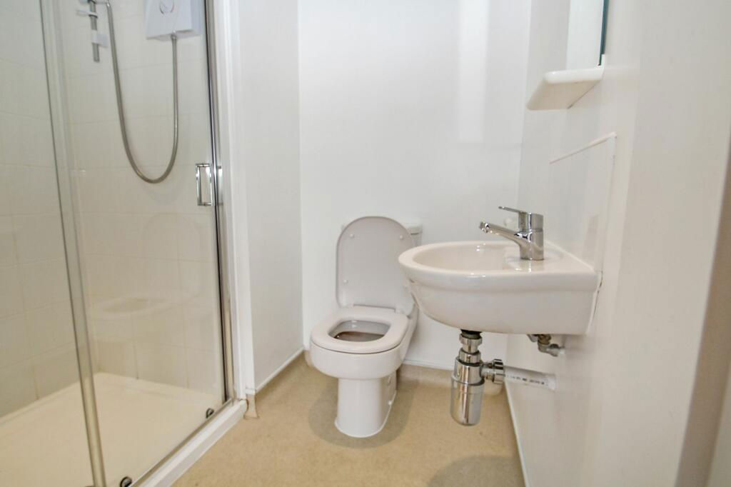 Property image 6 of 10