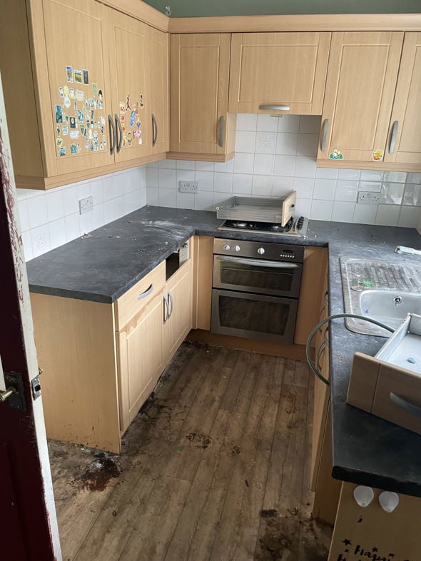 Property image 3 of 18