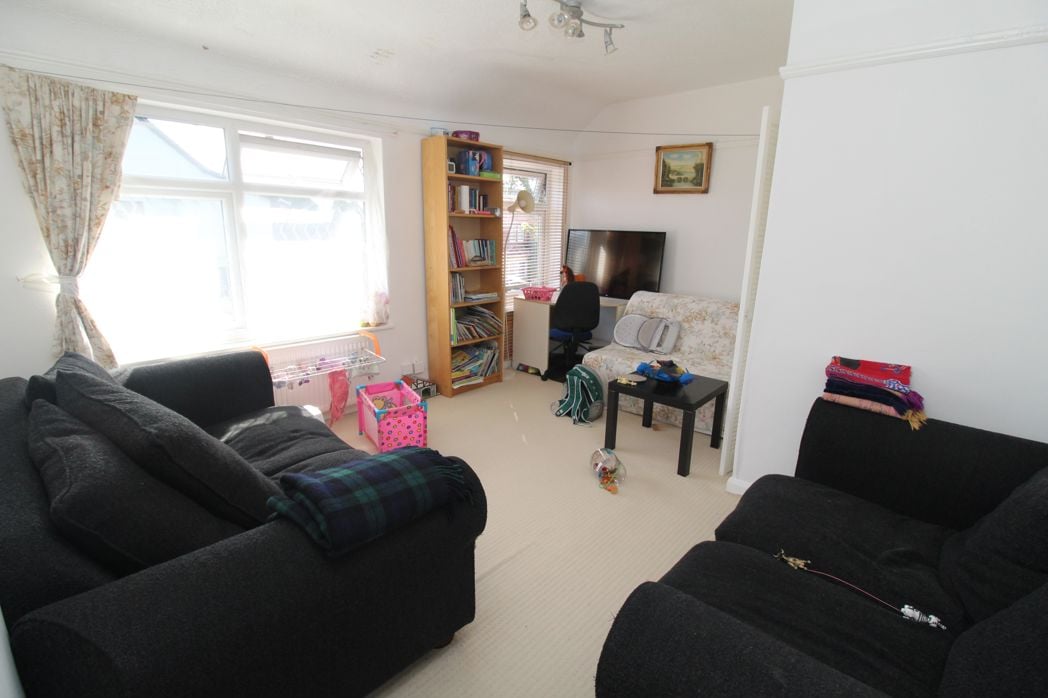 Property image 4 of 8