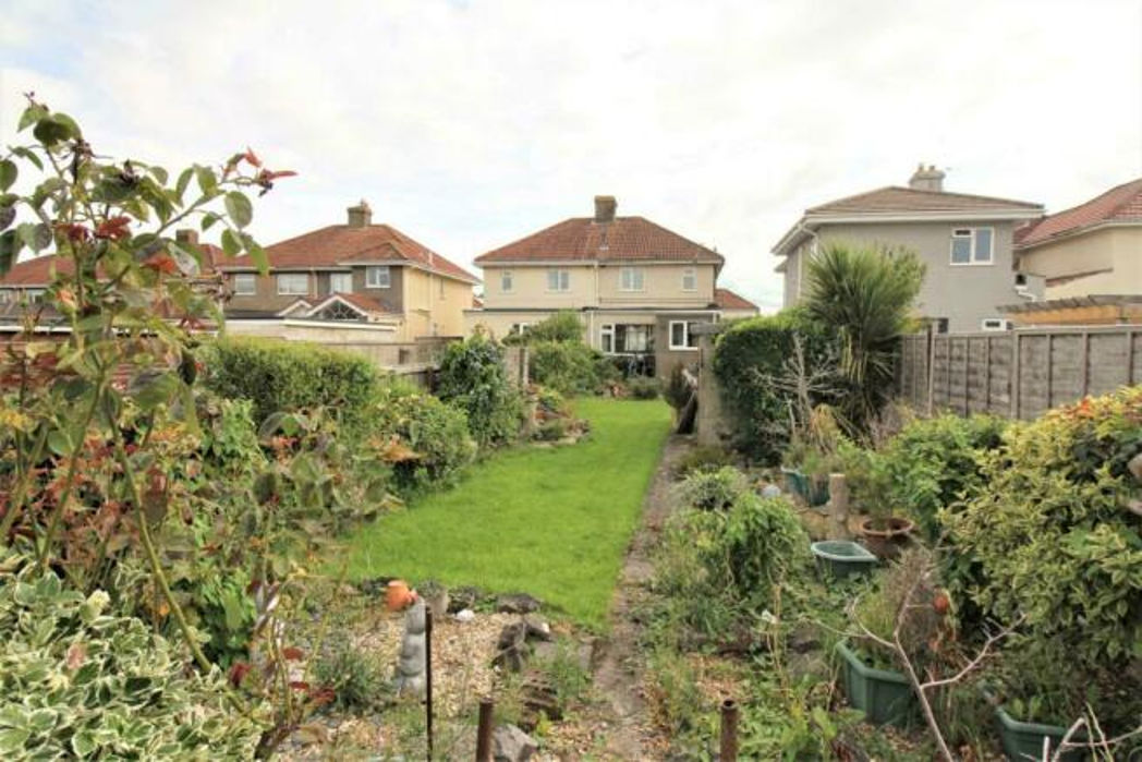 Property image 2 of 11