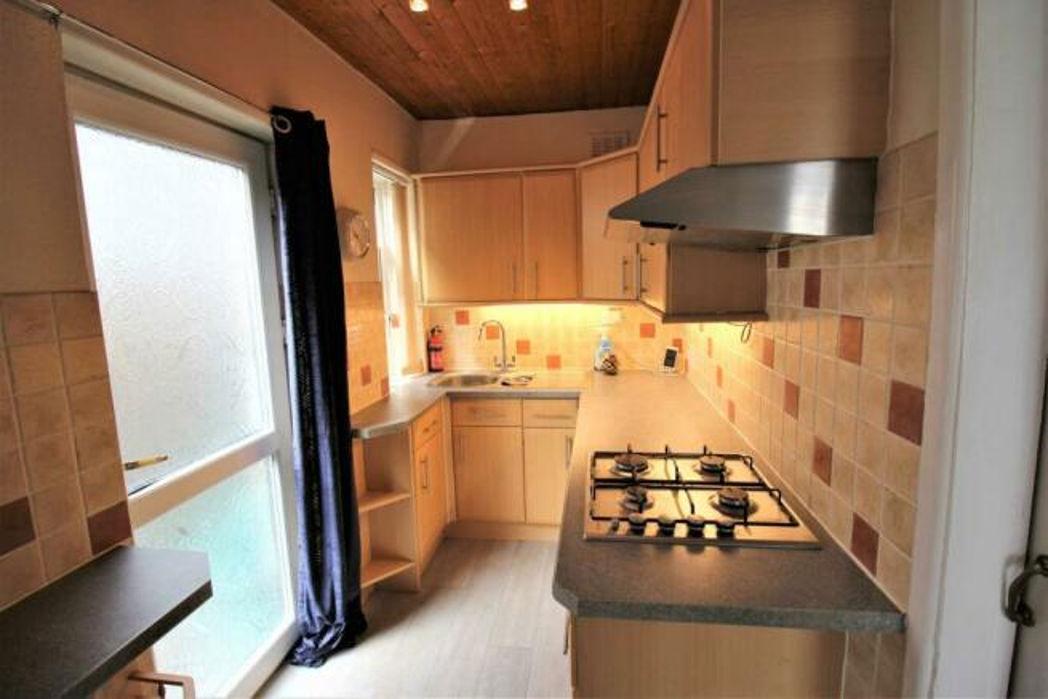 Property image 5 of 11