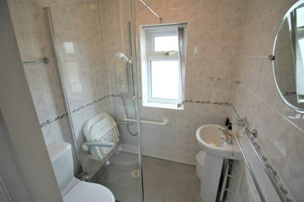 Property image 9 of 11