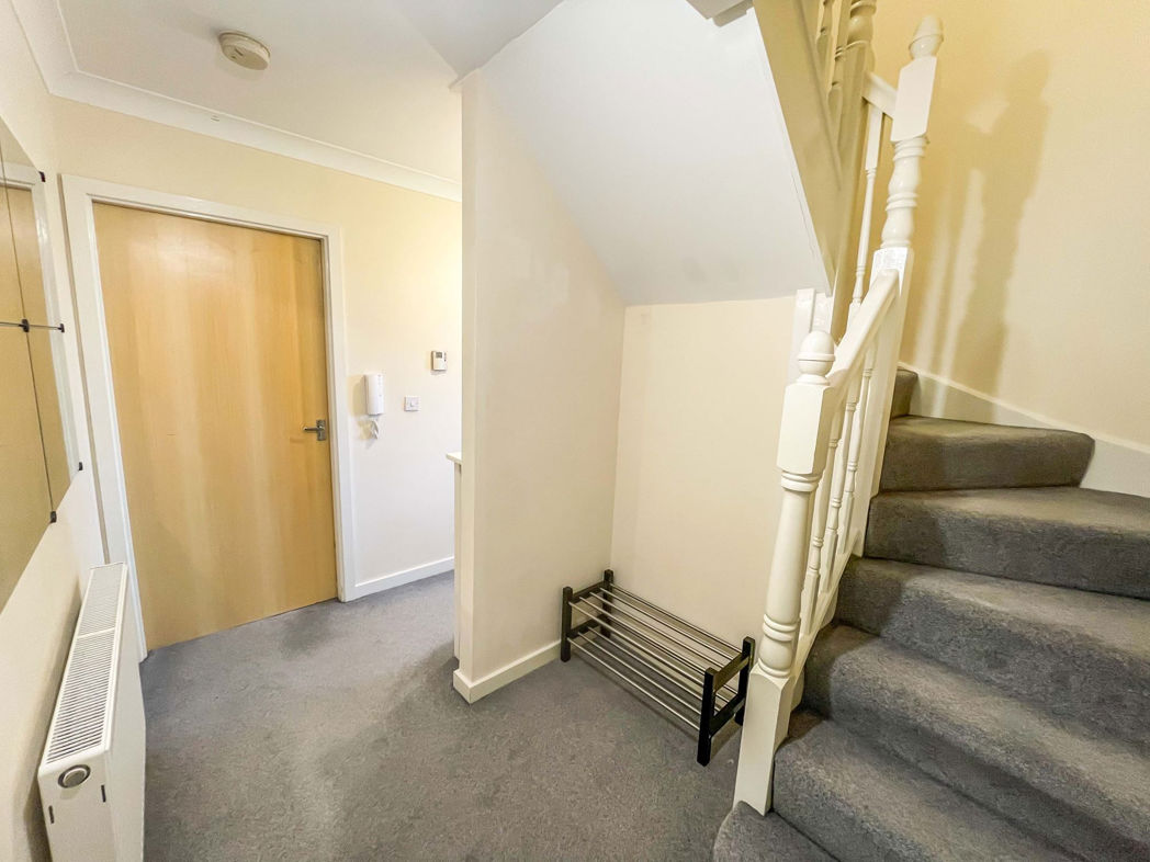 Property image 2 of 11