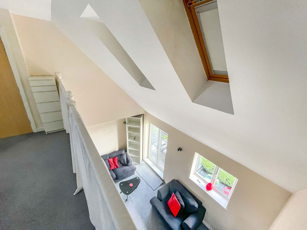 Property image 7 of 11