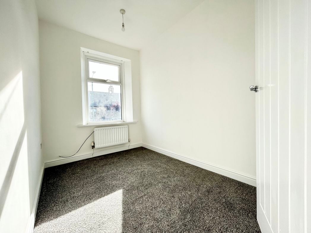 Property image 18 of 27