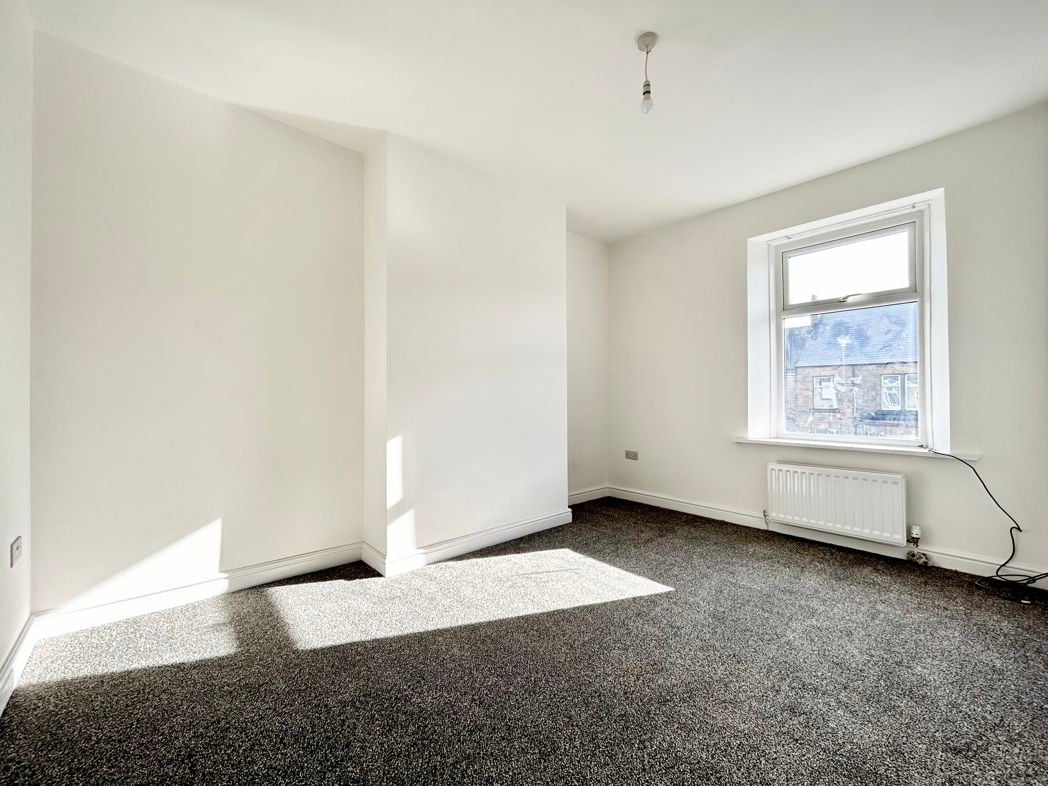 Property image 16 of 27