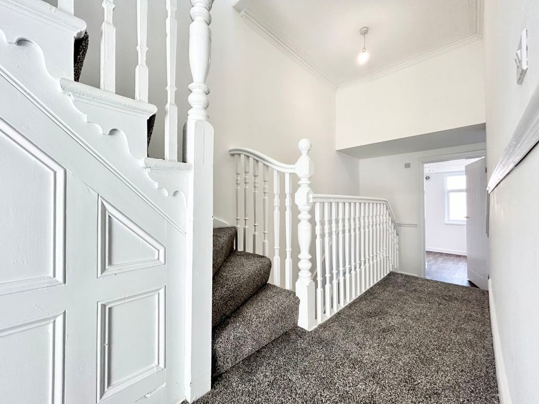 Property image 23 of 27