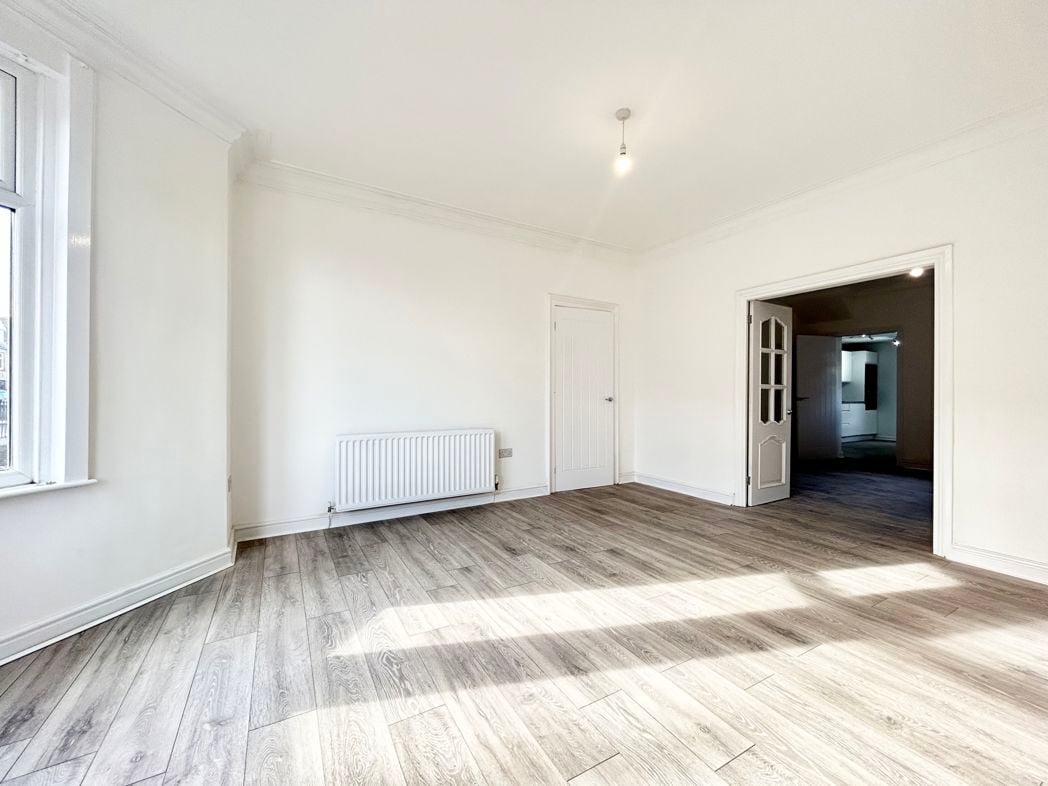 Property image 5 of 27