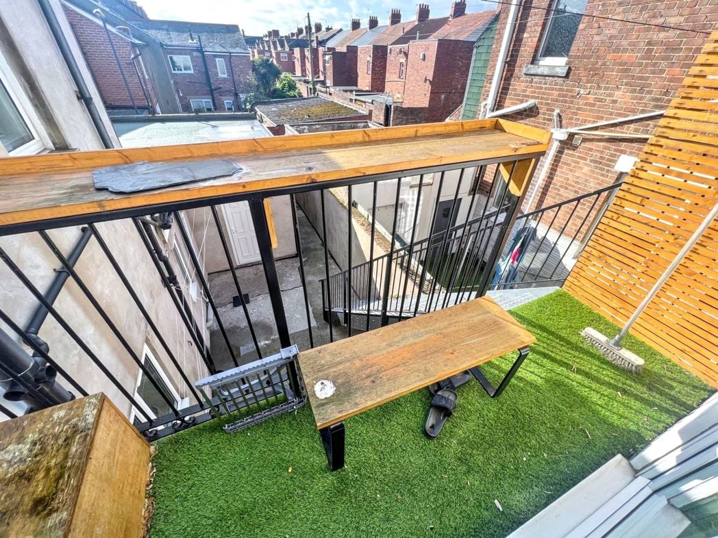 Property image 4 of 9