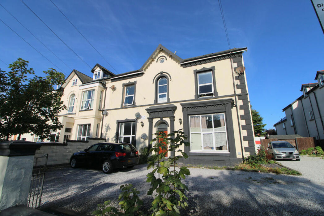 Property image 1 of 14