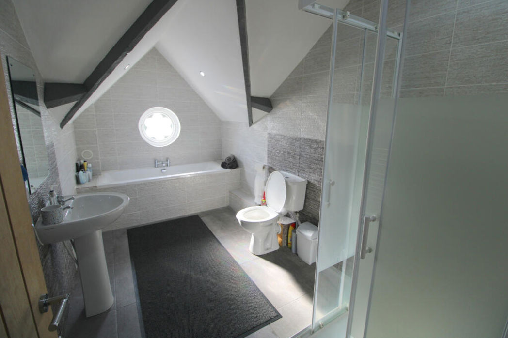 Property image 10 of 14