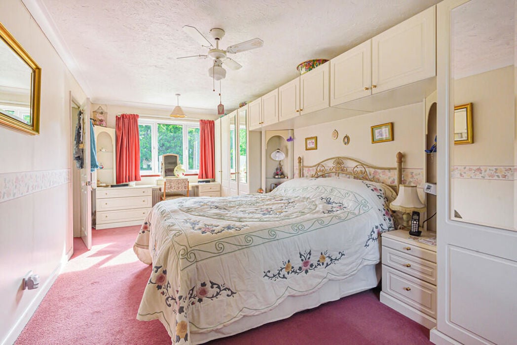 Property image 7 of 17