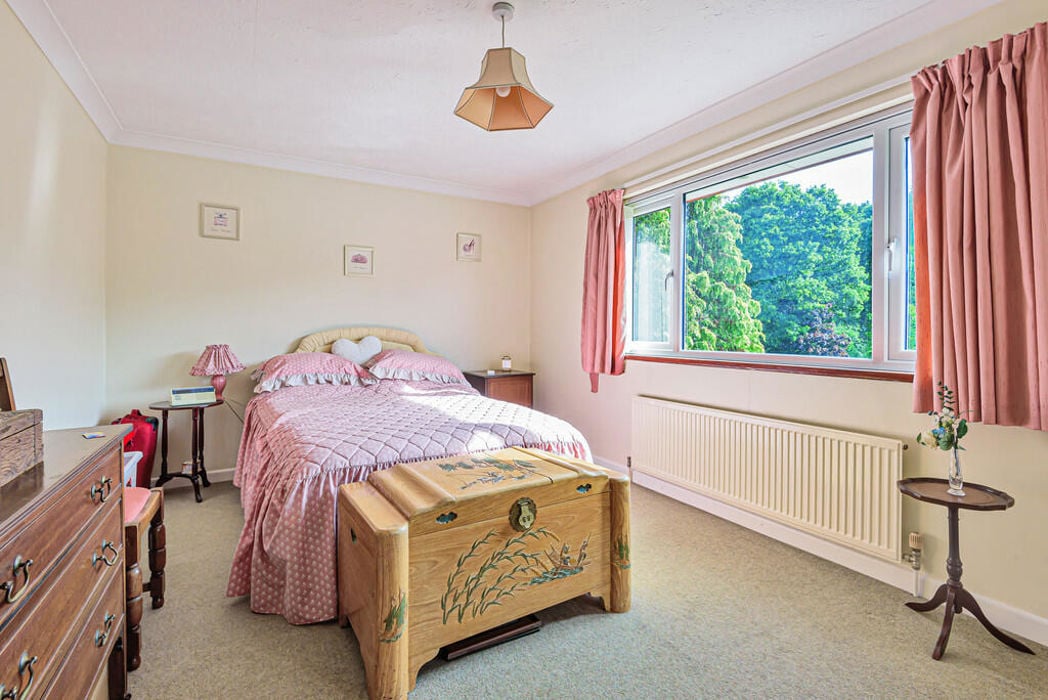 Property image 8 of 17