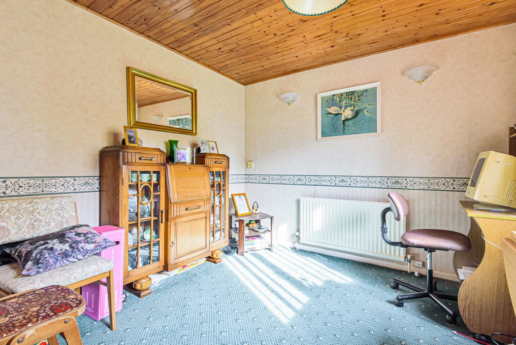 Property image 9 of 17