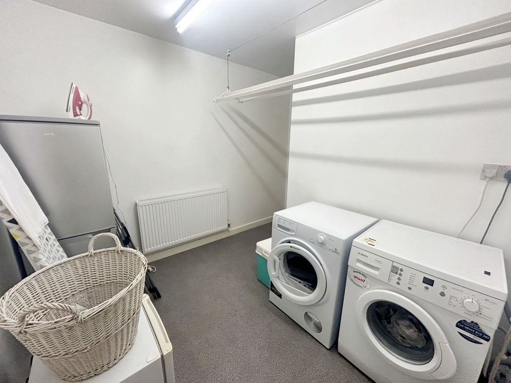 Property image 17 of 23