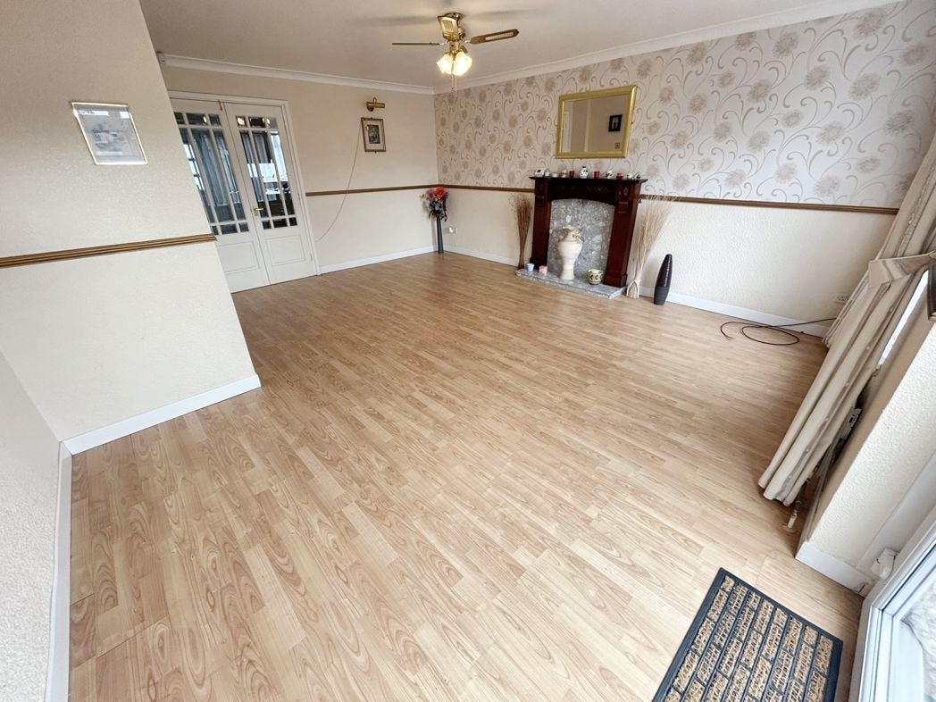 Property image 15 of 21