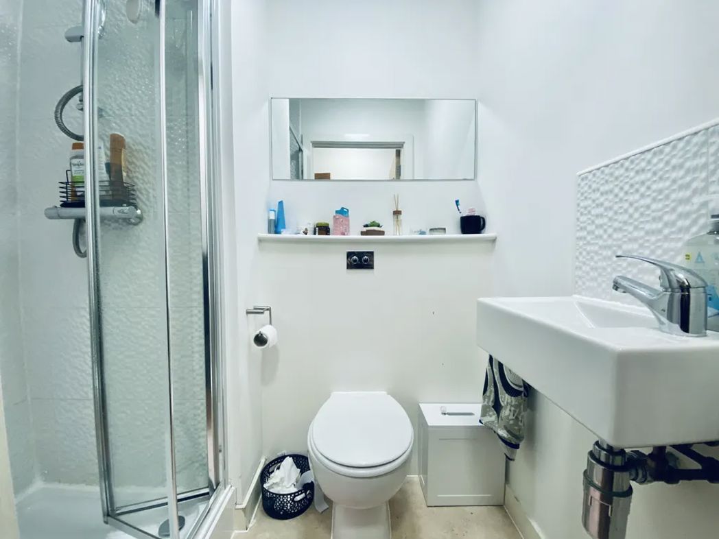 Property image 6 of 6