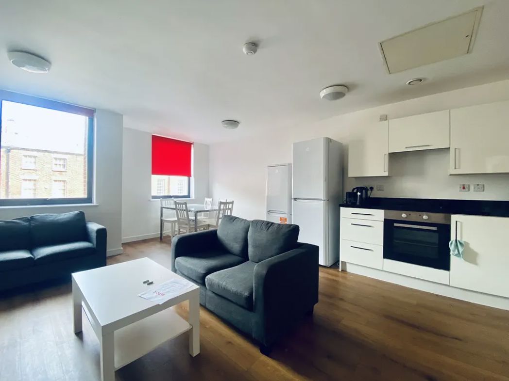 Property image 2 of 6