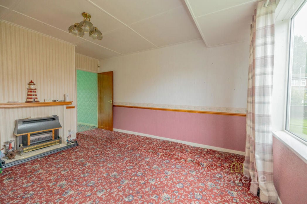 Property image 3 of 11