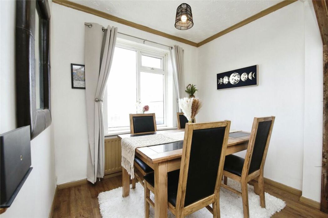 Property image 5 of 15