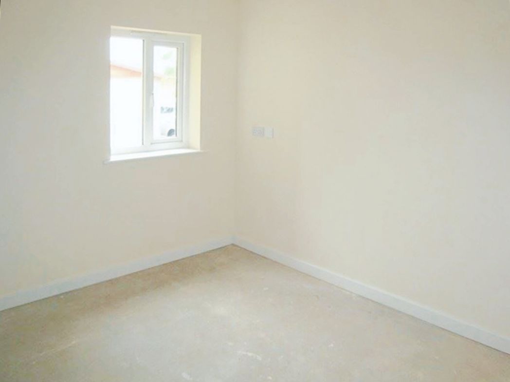 Property image 2 of 7