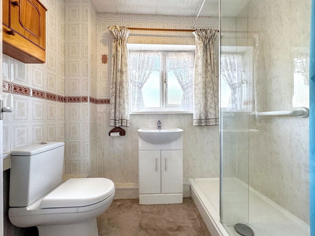 Property image 16 of 20