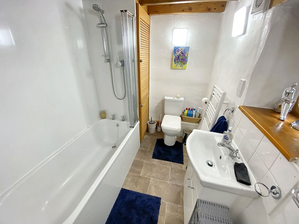 Property image 7 of 13