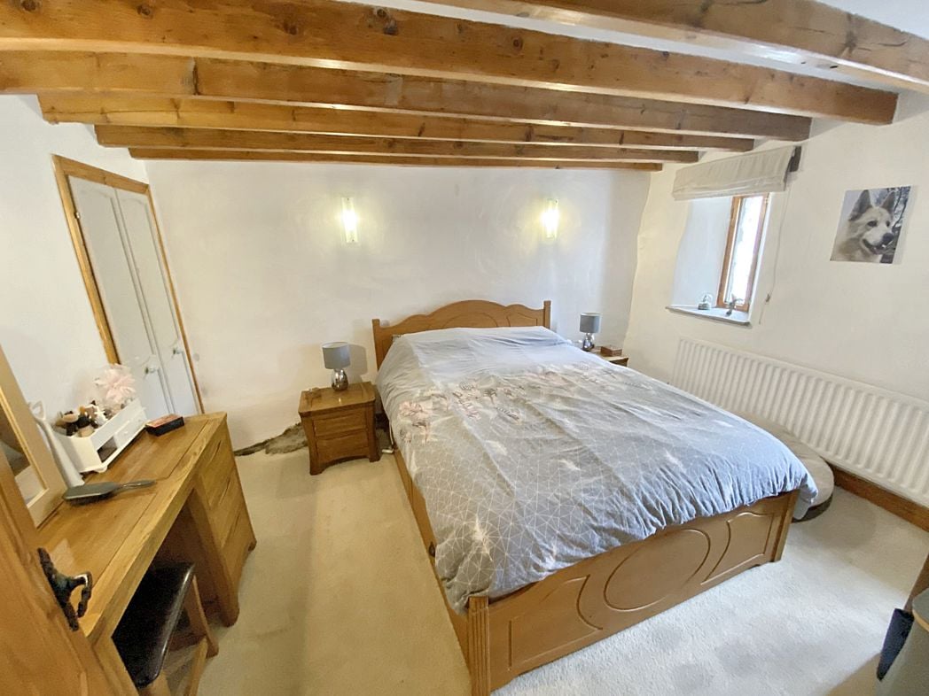 Property image 8 of 13