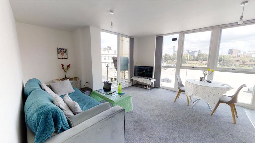 Property image 1 of 16
