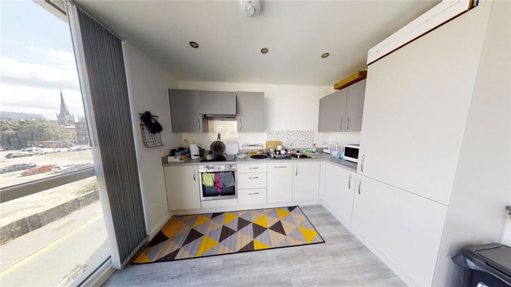 Property image 2 of 16