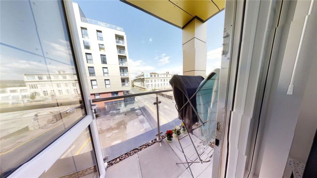 Property image 3 of 16