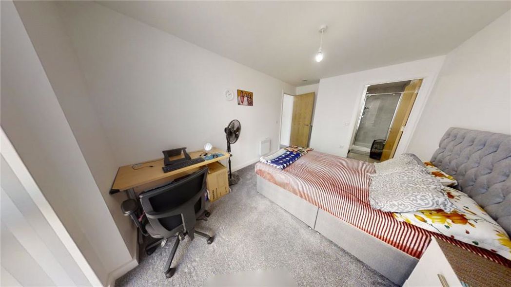 Property image 12 of 16