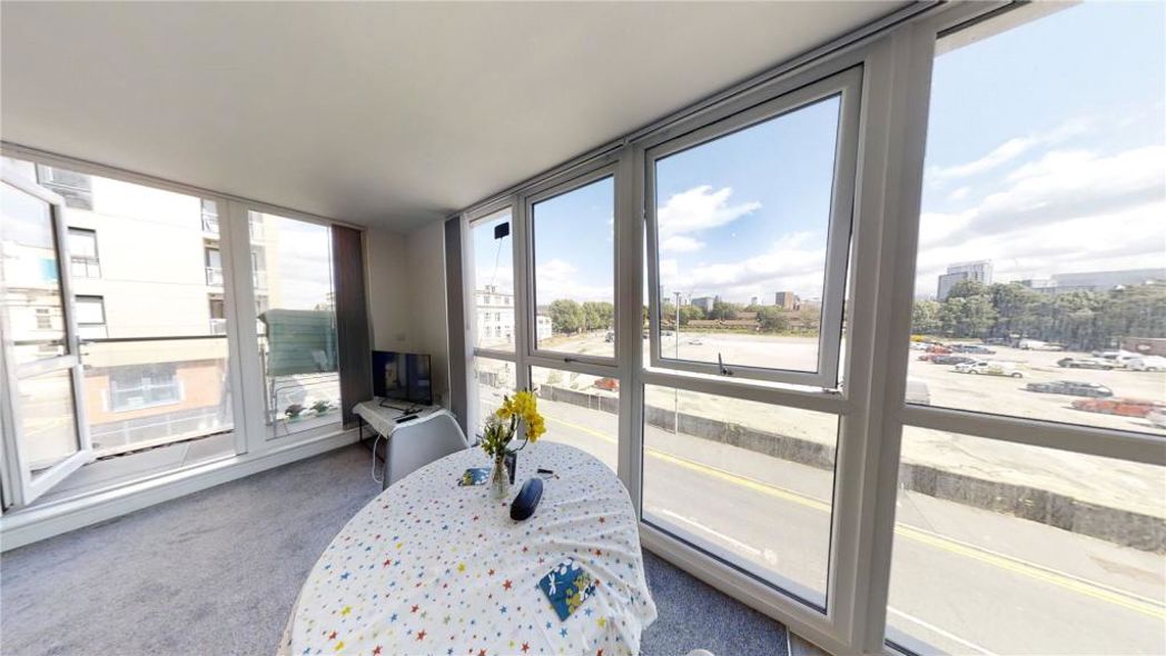 Property image 7 of 16