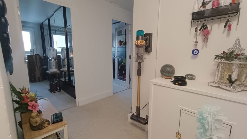 Property image 16 of 24