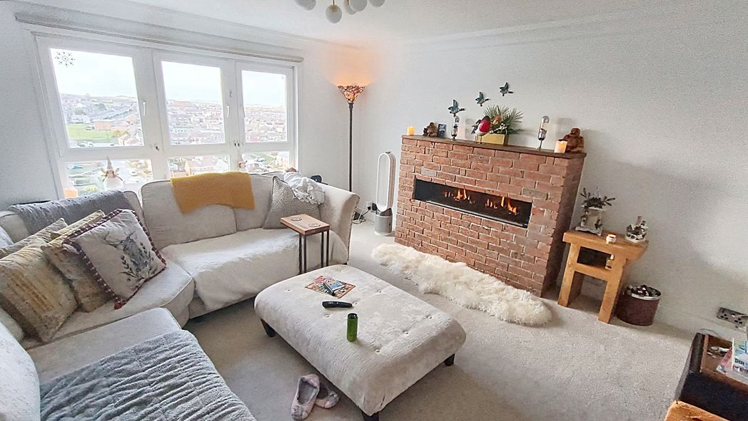 Property image 3 of 24