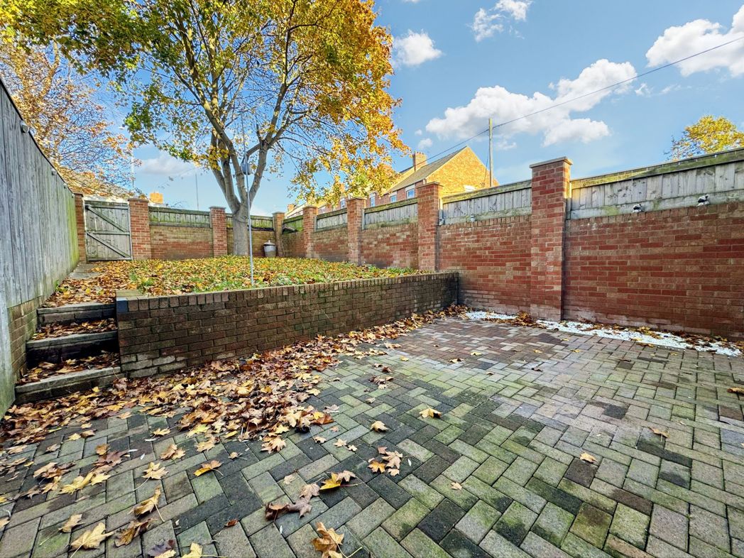 Property image 18 of 18