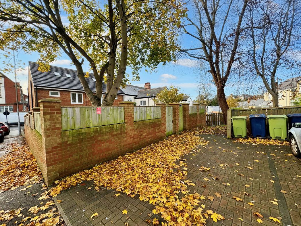 Property image 17 of 18