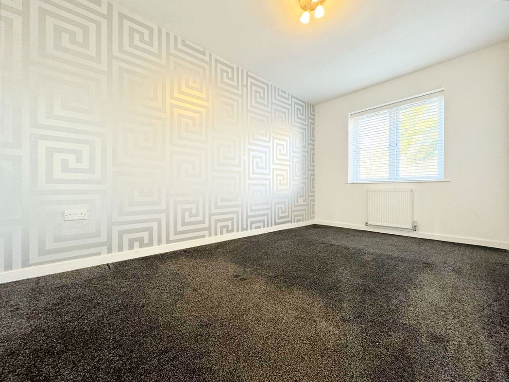 Property image 12 of 18