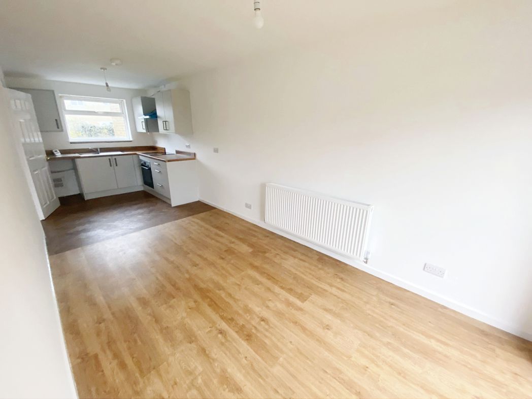 Property image 5 of 17